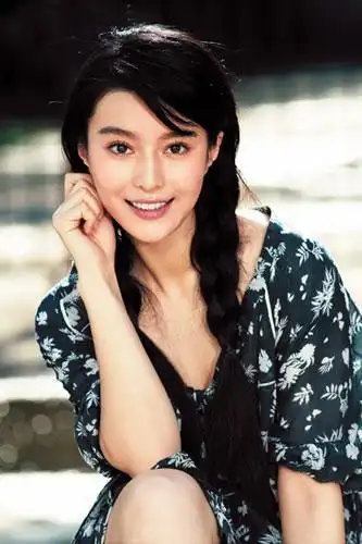 永远20岁明星的扮嫩发型(组图)