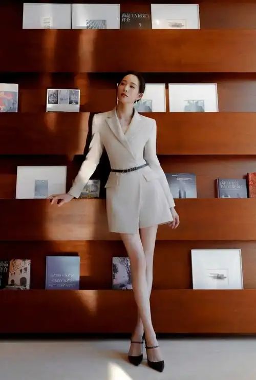 张钧甯,内娱学霸,与赵又廷分手后一直单身,如今41岁传来好消息