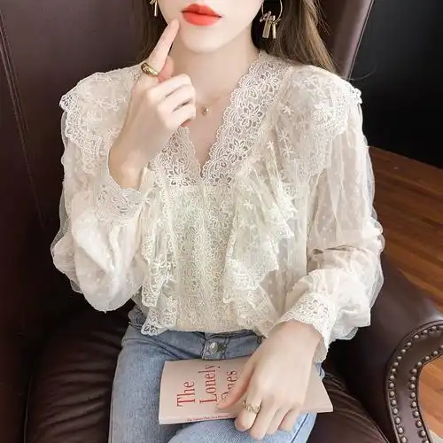 大码提花纱线拼接荷叶边镂空v领重工蕾丝上衣tb71309953春装