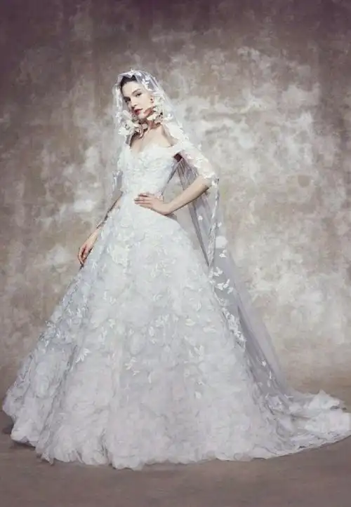 愿每个女孩都能穿最美的婚纱,嫁最爱的人