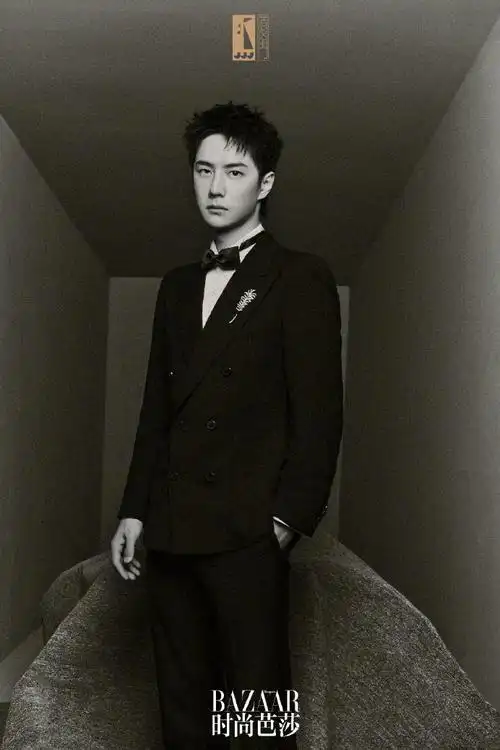 青年演员王一博##王一博时尚芭莎