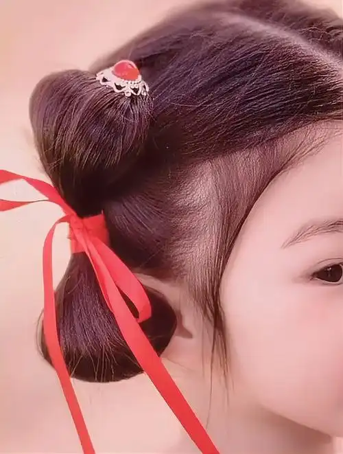 汉服发型第十七个发型教程来啦!是你们想要的双髻-度小视