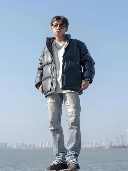 穿搭分享有一说一男生穿pu皮棉服是真帅啊