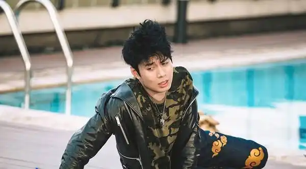 专访《羞羞的铁拳》艾伦:我演的不是娘炮,是女人