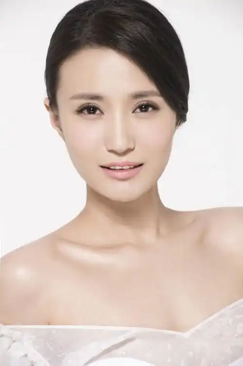 万美汐广告肖像代言,经纪联系方式186-2171-4438