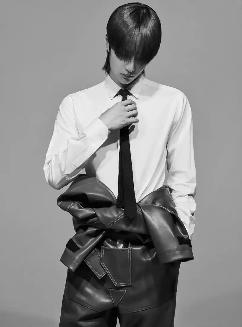 王一博扯领带瞬间,很sexy  #王一博