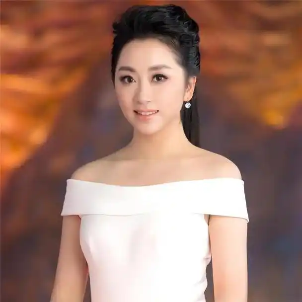 歌唱家金婷婷歌唱技法优缺点分析及其学习注意事项