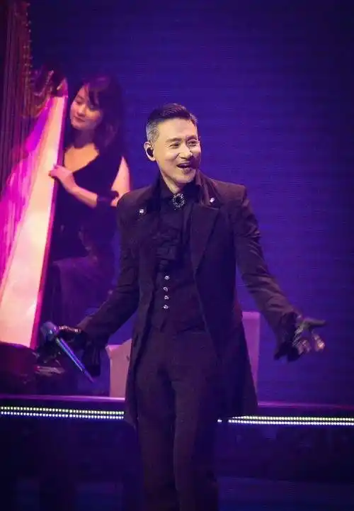 张学友取消3场演唱会演出火爆歌手身体频出状况是时候放慢节奏了