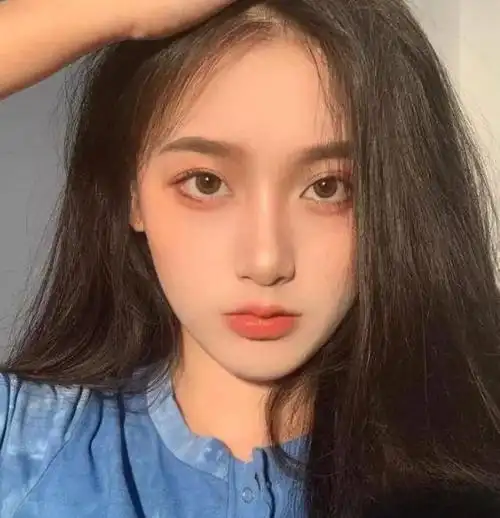 公认好看的"素颜美女",都有这4个特征,皮肤好是其一