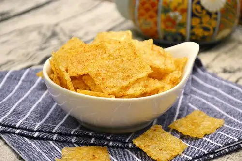 自制大米锅巴的做法_自制大米锅巴怎么做_潼年食光_美食杰