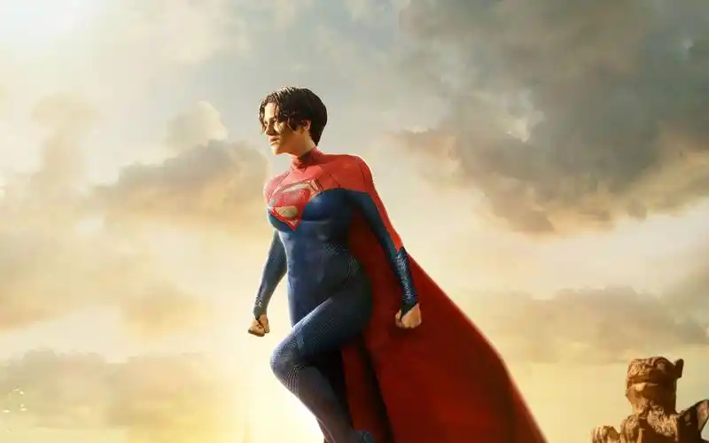 "神奇女侠出场 电影闪电侠"