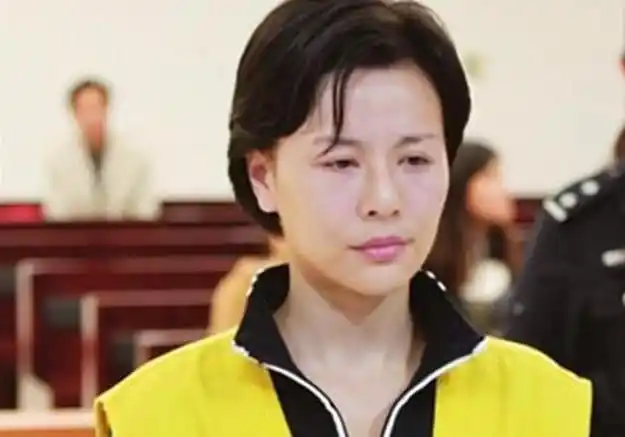 当年,她靠借钱成为"常熟第一富姐",被人揭露之后,结果怎样?