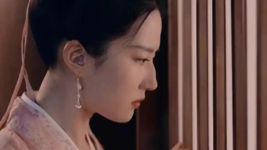 [刘亦菲]这侧颜无敌了,神仙姐姐还是那个神仙姐姐