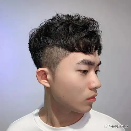 烫发男生发型图片(男生除了) - 赤虎壹号