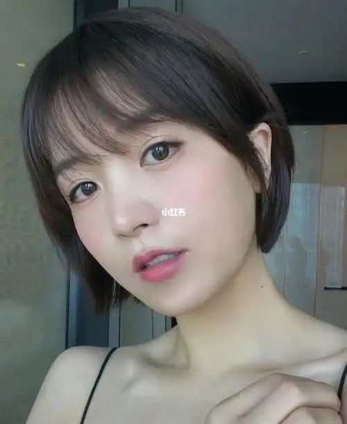 女生短发发型推荐,这款齐耳短发适合圆脸椭圆脸方脸菱形脸国字脸发型