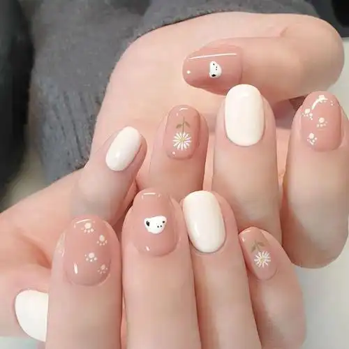 手绘可爱美甲图片