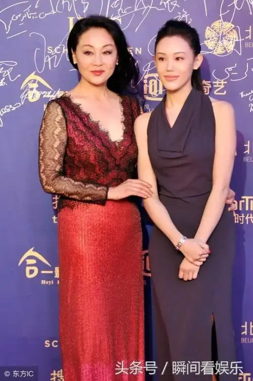 王姬和宋佳母女,二选一