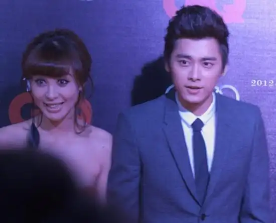 李易峰难逃姓李整容女李菲儿整容前后对比照被扒