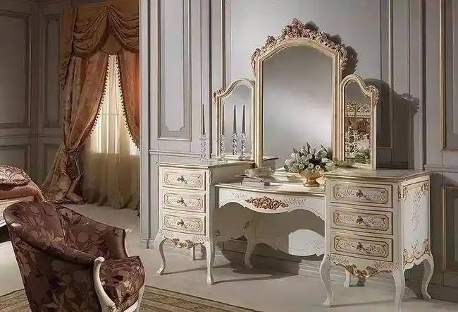 拥有这样的化妆间想不美都难