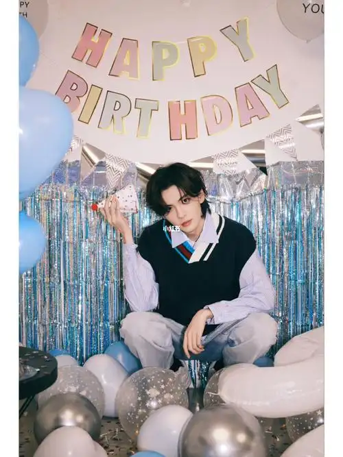 25岁生日那天的毕雯珺