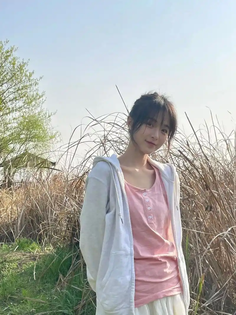 普通女孩生活照90 "有些灿烂的时候,回忆起来也是暖呼呼的冒着热气"