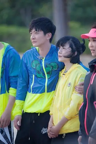 郭京飞鲍莉启另类恩爱模式逗比夫妇勇闯夺命岛