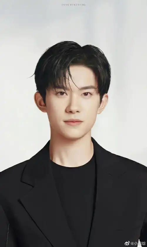 易烊千玺今晚没有走红毯##易烊千玺什么时候出场