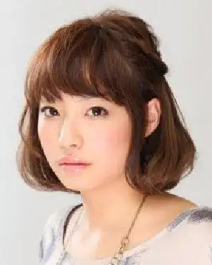 【短发编发】_最新短发编发发型图片大全_发型怎么扎好看-发藏网