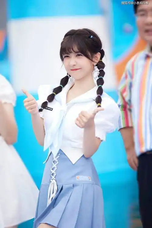 赖美云双马尾超短裙青春活力写真_超短裙_赖美云_写真