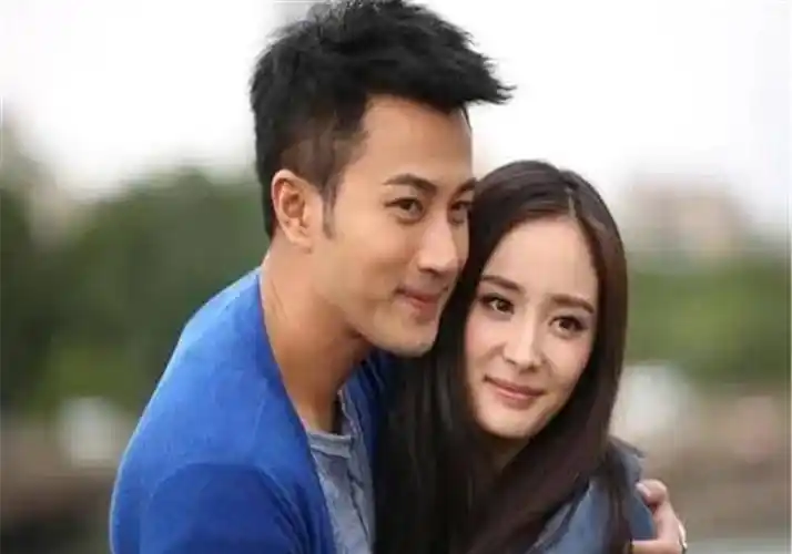 原创杨幂刘恺威关系闹掰小糯米正脸被人拍到无意带女儿上亲子节目