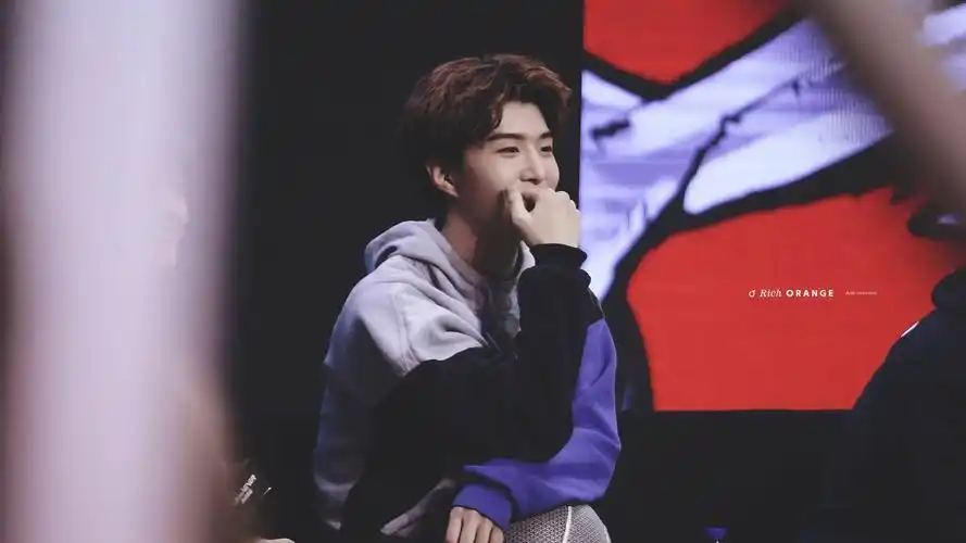 范丞丞/壁纸/ninepersent/侵权删