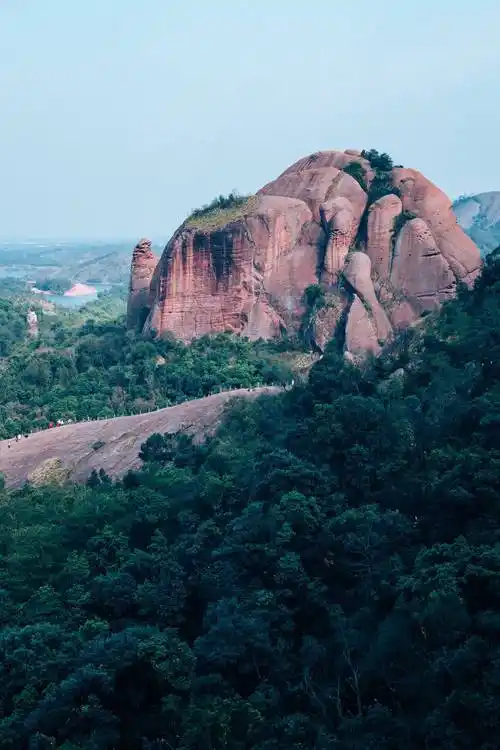 冬游江西弋阳龟峰_冬日_土地_山体
