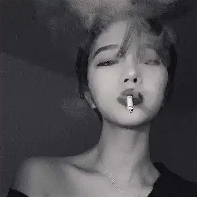 抽烟女头:想收割你们的小心心78_女生头像_我要个性网