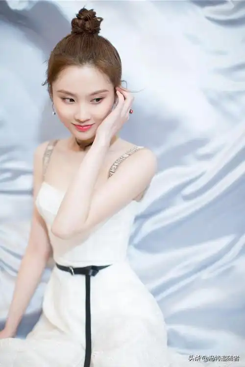 张慧雯个人资料-张慧雯个人资料身高 - 0319娱乐网