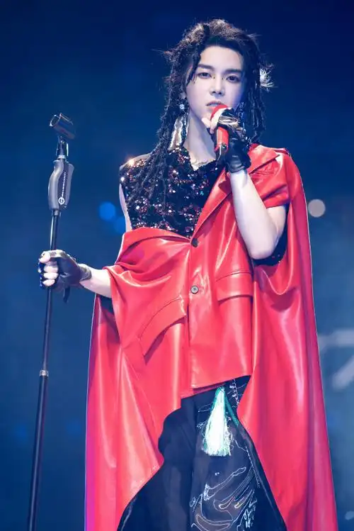 香港到处都能看华晨宇演唱会##华晨宇香港演唱会