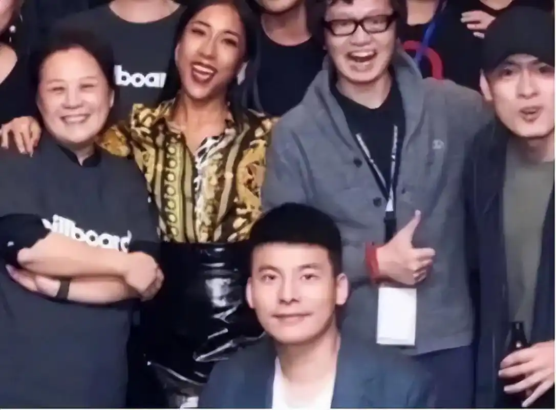 6年过去了,吉克隽逸和前男友刘石坚的人生境况有何不同?