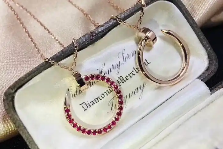 卡地亚红宝石钉子项链