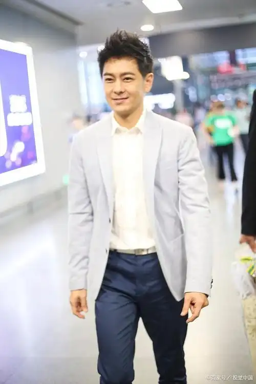 林志颖录制《披哥3》状态太好了吧!网友:果然成熟的男人最帅!