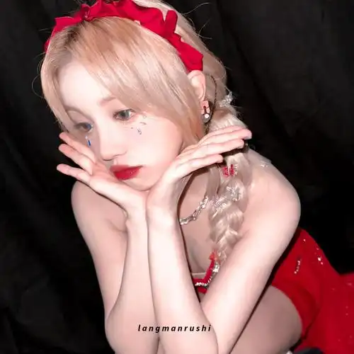 宋雨琦 明艳热烈的小狗