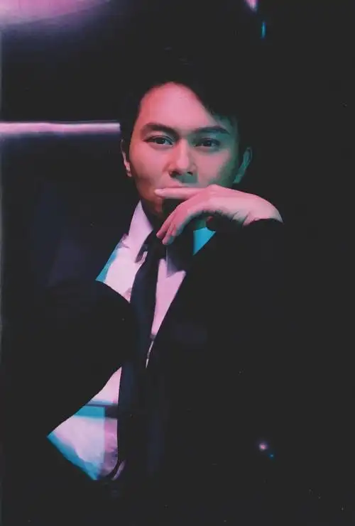 求张智霖高清图当壁纸用