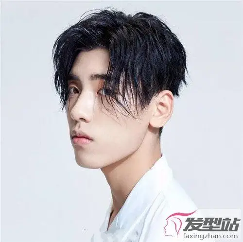 八款大热男生刘海 让你帅到没朋友-刘海发型-发型站_最新流行发型设计