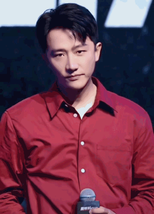 黄轩正派的脸露出反派的笑容