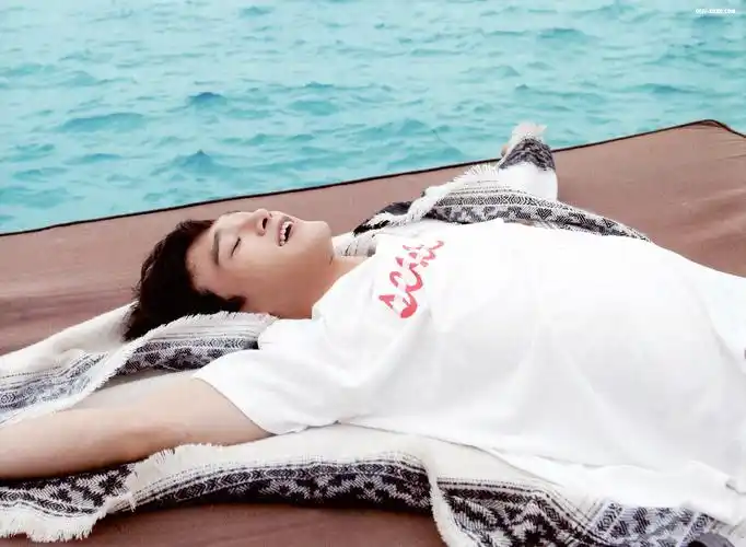 exo 斐济写真集《dear happiness》 金钟大 cr :oliv_xoxo