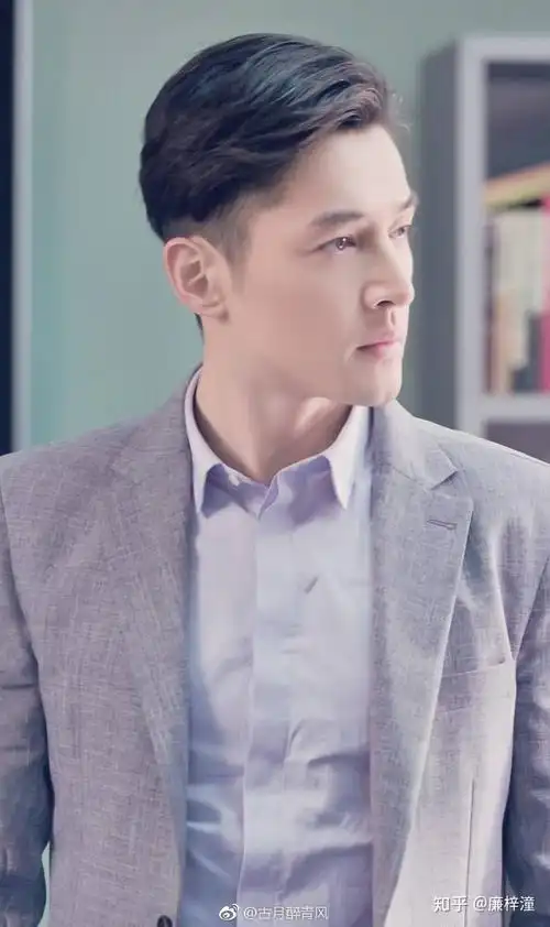 你有胡歌帅炸天的照片吗?或者自黑的也行,或者丑的也行? - 知乎