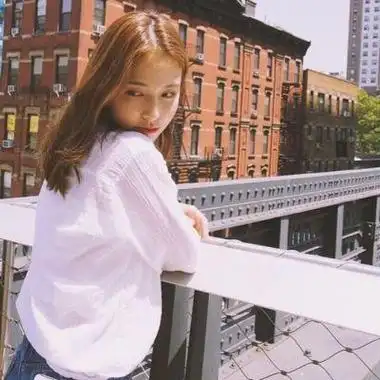 简约小清新女生头像侧脸美女