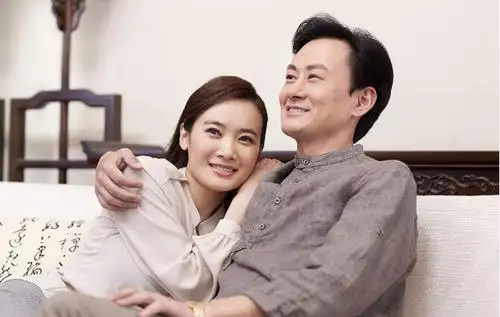 丈夫宠妻子的七种表现,有三种就是嫁给爱情,全占的女人太幸福了