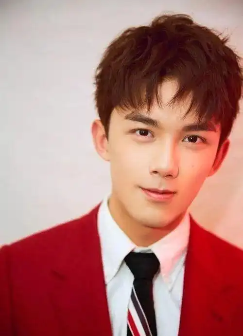 为什么鼻子大的男生都这么好看?