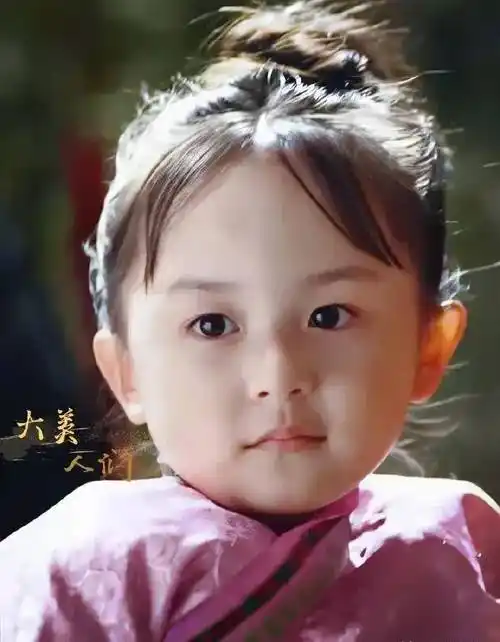 小芈月"14岁近况曝" 网友大赞:没长歪_刘楚恬_现年_漂亮