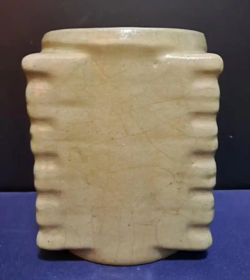 宋代官窑琮式瓶,非常少见(资料显示全世界各大博物馆收藏不会超 - 抖