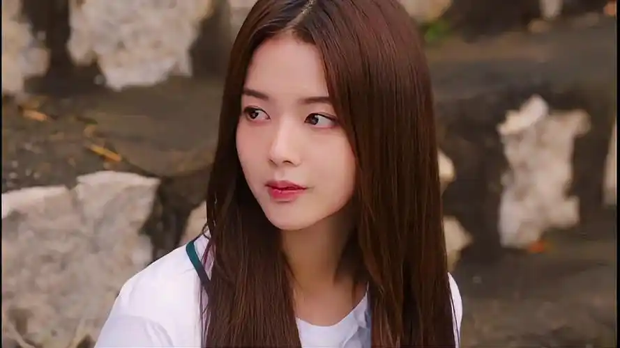 《再次十八岁》分集速看,父亲重返十八岁,再入校园守护子女